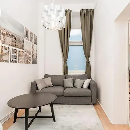 Newly Furnished For Up To 6 People Apartment *