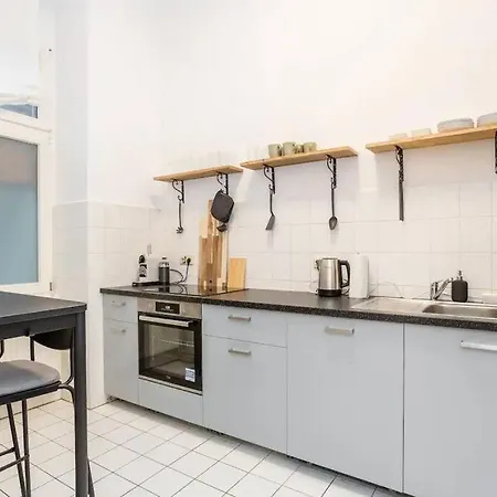 Newly Furnished For Up To 6 People Apartment *